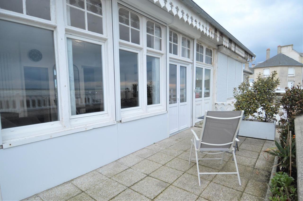 Appartement En Front De Mer Avec Terrasse Et Vue Mer Arromanches-les-Bains Exterior foto