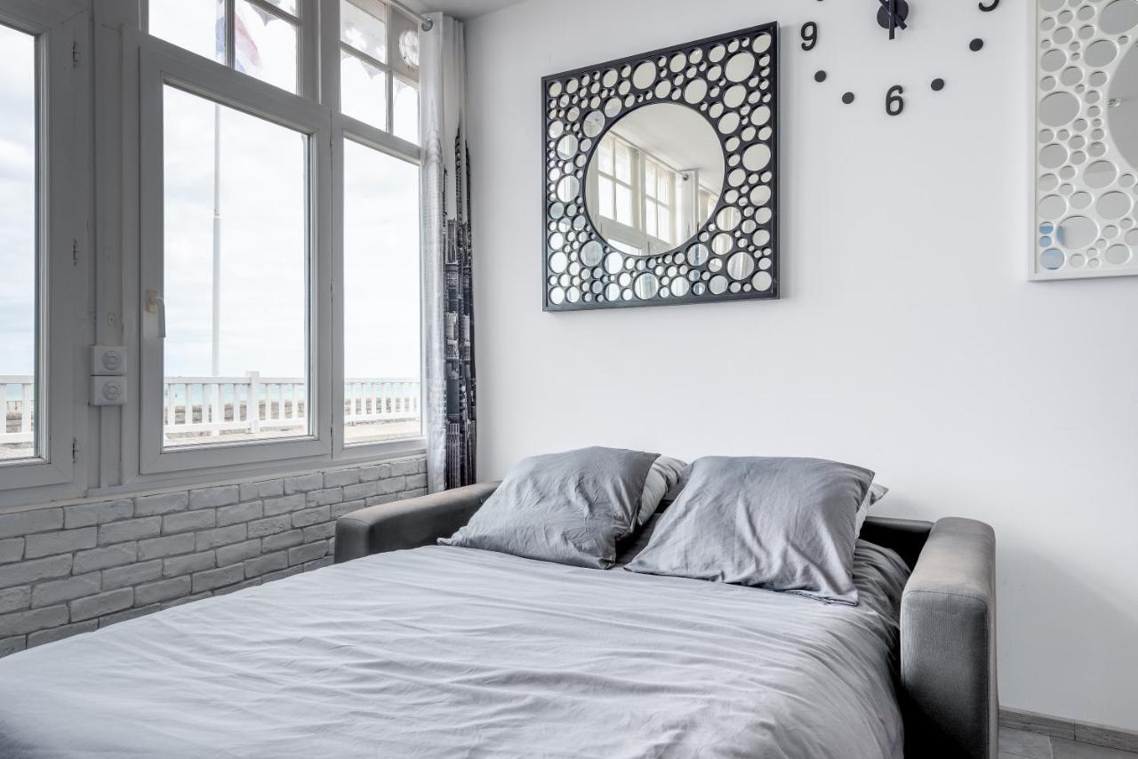 Appartement En Front De Mer Avec Terrasse Et Vue Mer Arromanches-les-Bains Exterior foto