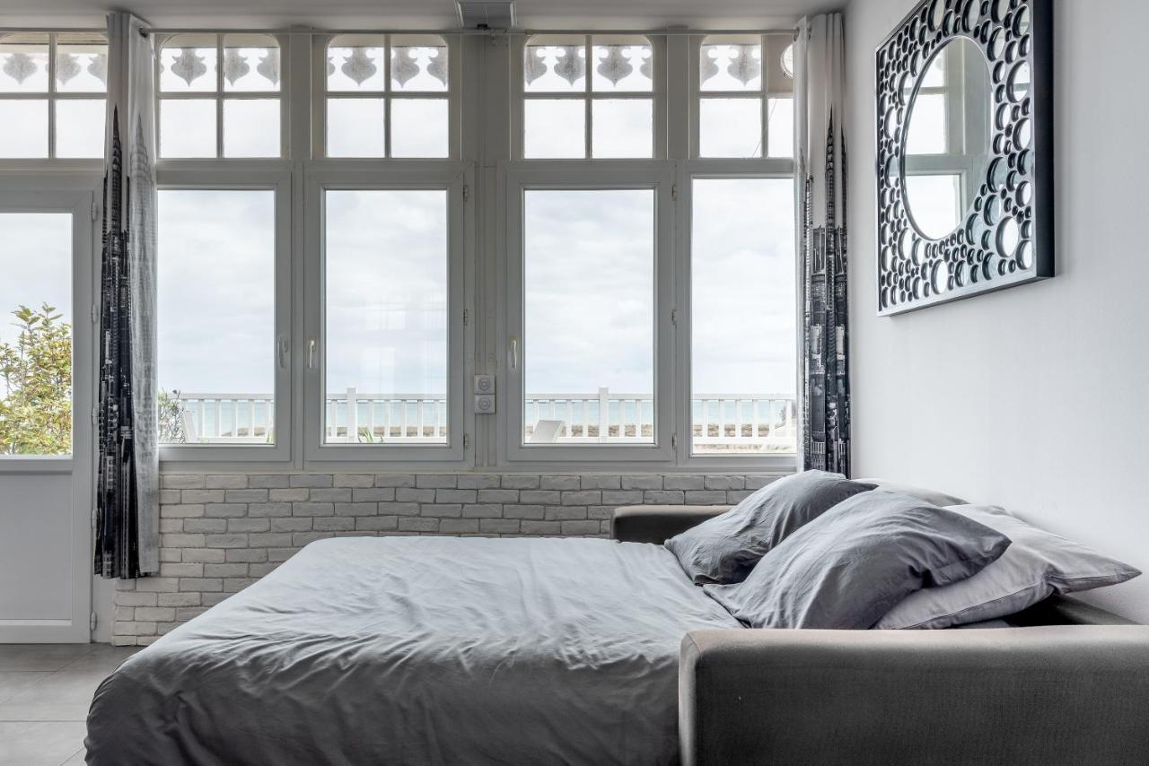 Appartement En Front De Mer Avec Terrasse Et Vue Mer Arromanches-les-Bains Exterior foto